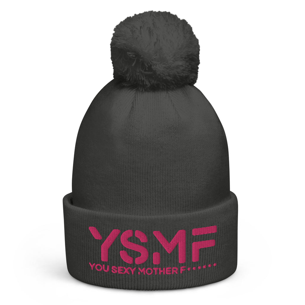YSMF Kvast Beanie med Pink 3D Puff Brodering